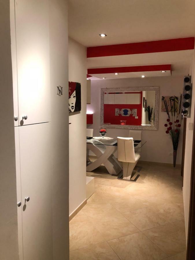 Msdimorasuite Carovigno Bagian luar foto